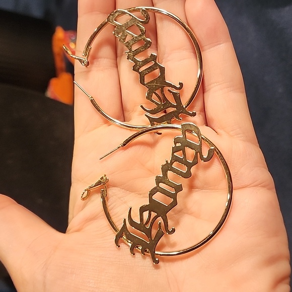 Gold tone Honey Bunny  hoop earrings - Picture 2 of 2